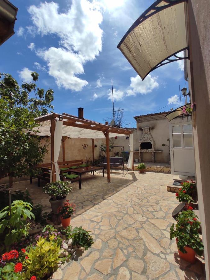 Apartmani Amans Pola Esterno foto