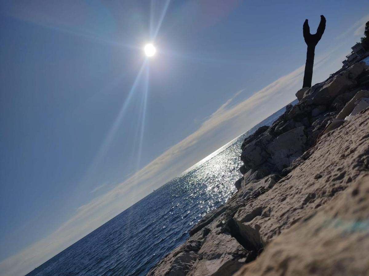 Apartmani Amans Pola Esterno foto